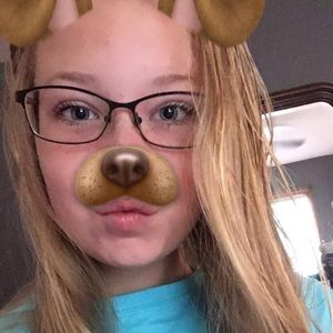 Meet your Posher, Amelia